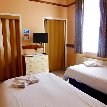Hotel Dinara Birmingham